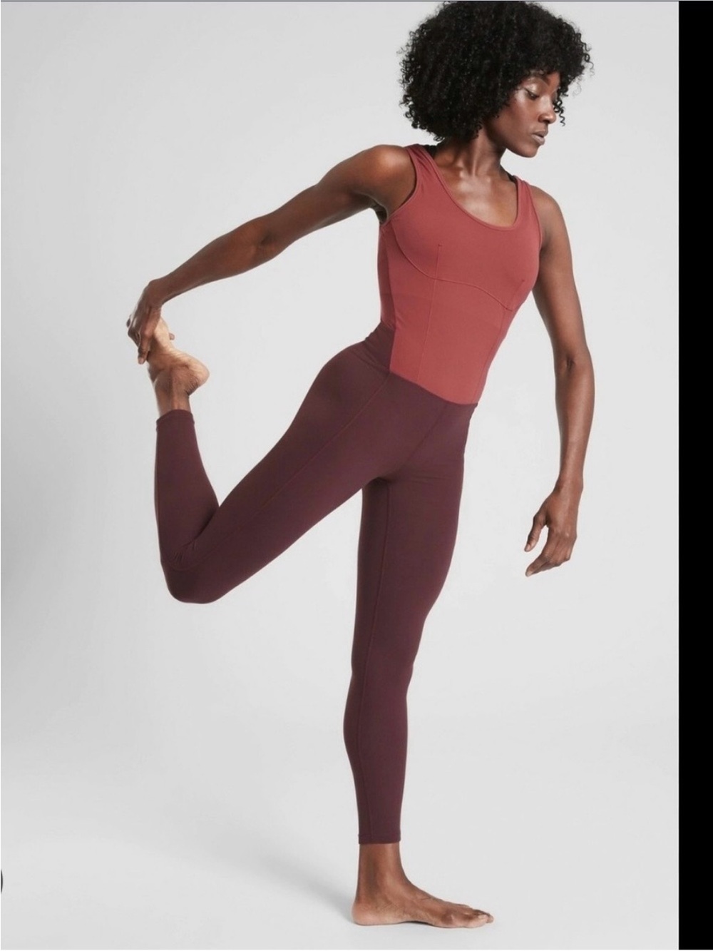 Athleta Two-Tone Burgundy/Merlot Sleeveless aspiration bodysuit